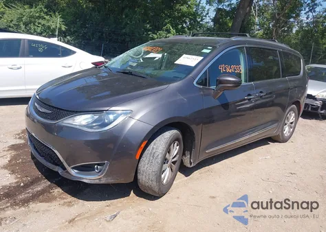 2019 Chrysler Pacifica Touring L from USA, damaged, VIN 2C4RC1BG7KR685556